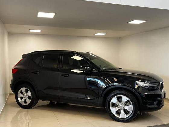VOLVO XC40 2.0 T4 GASOLINA GEARTRONIC